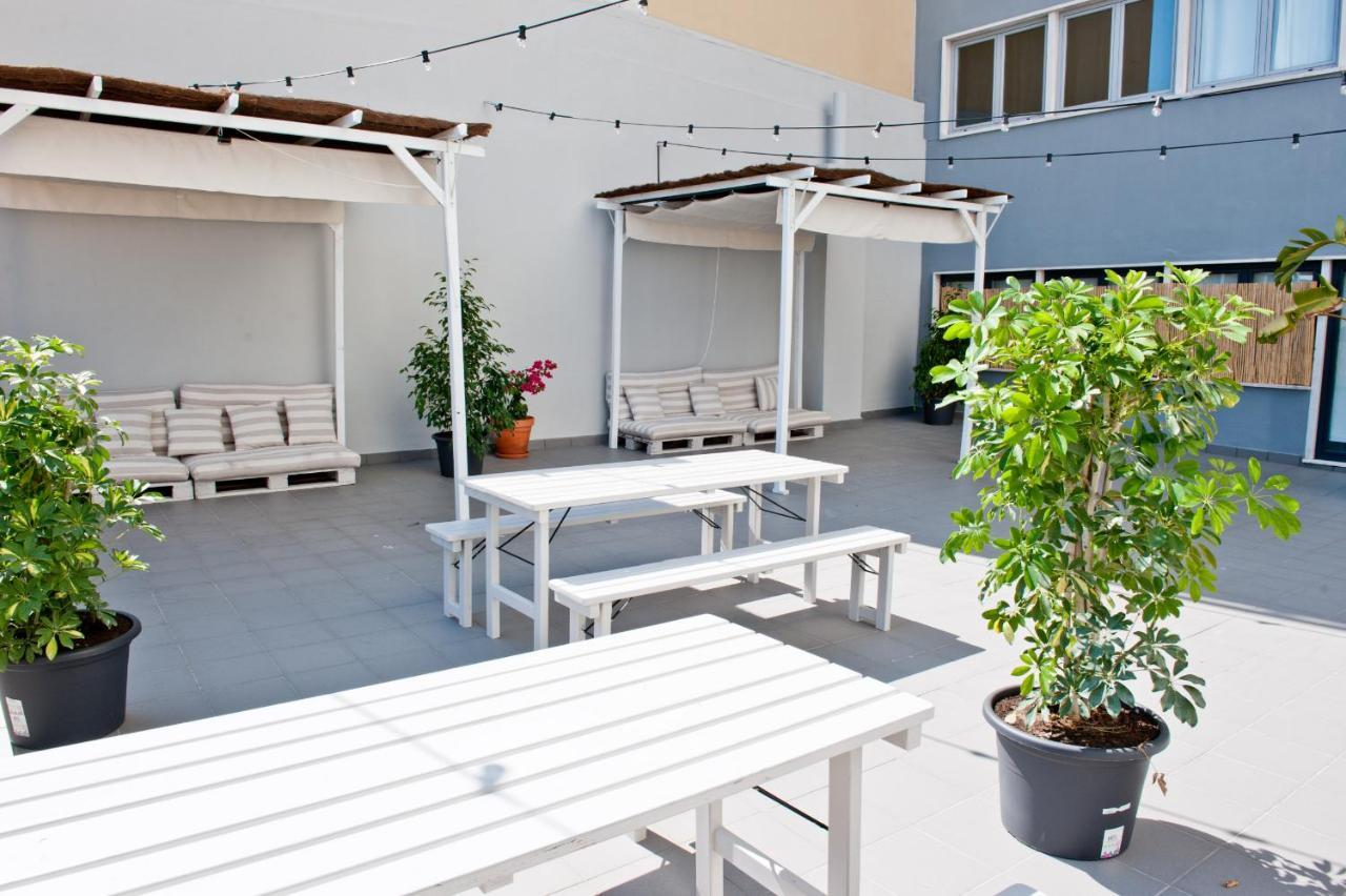 Garden Patio 1B - 1 Bdr With Terrace Lägenhet Lisboa Exteriör bild